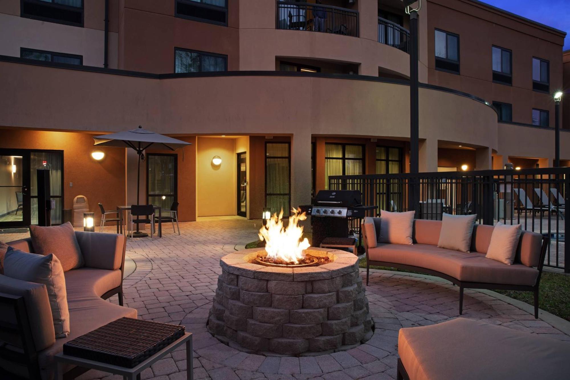 Courtyard By Marriott St. Augustine I-95 Hotell Exteriör bild